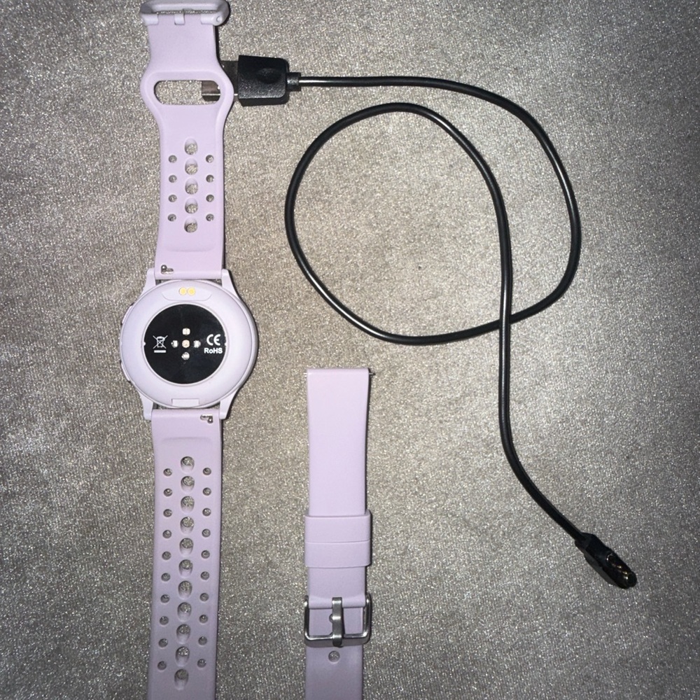 Lavender Smartwatch with Extra Strap - Picture 10 of 11